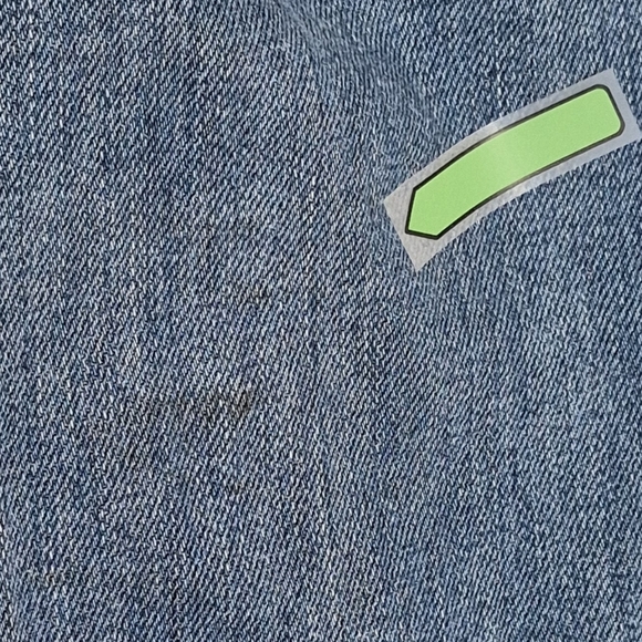 Paige Verdugo Ultra Skinny Low Rise Distressed Jeans - Size 27   ** Light Stains - Picture 11 of 12